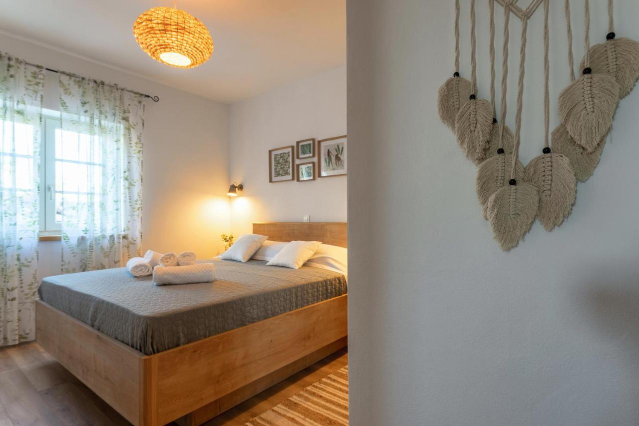 Appartement Hana Luxury With Sea View Sali